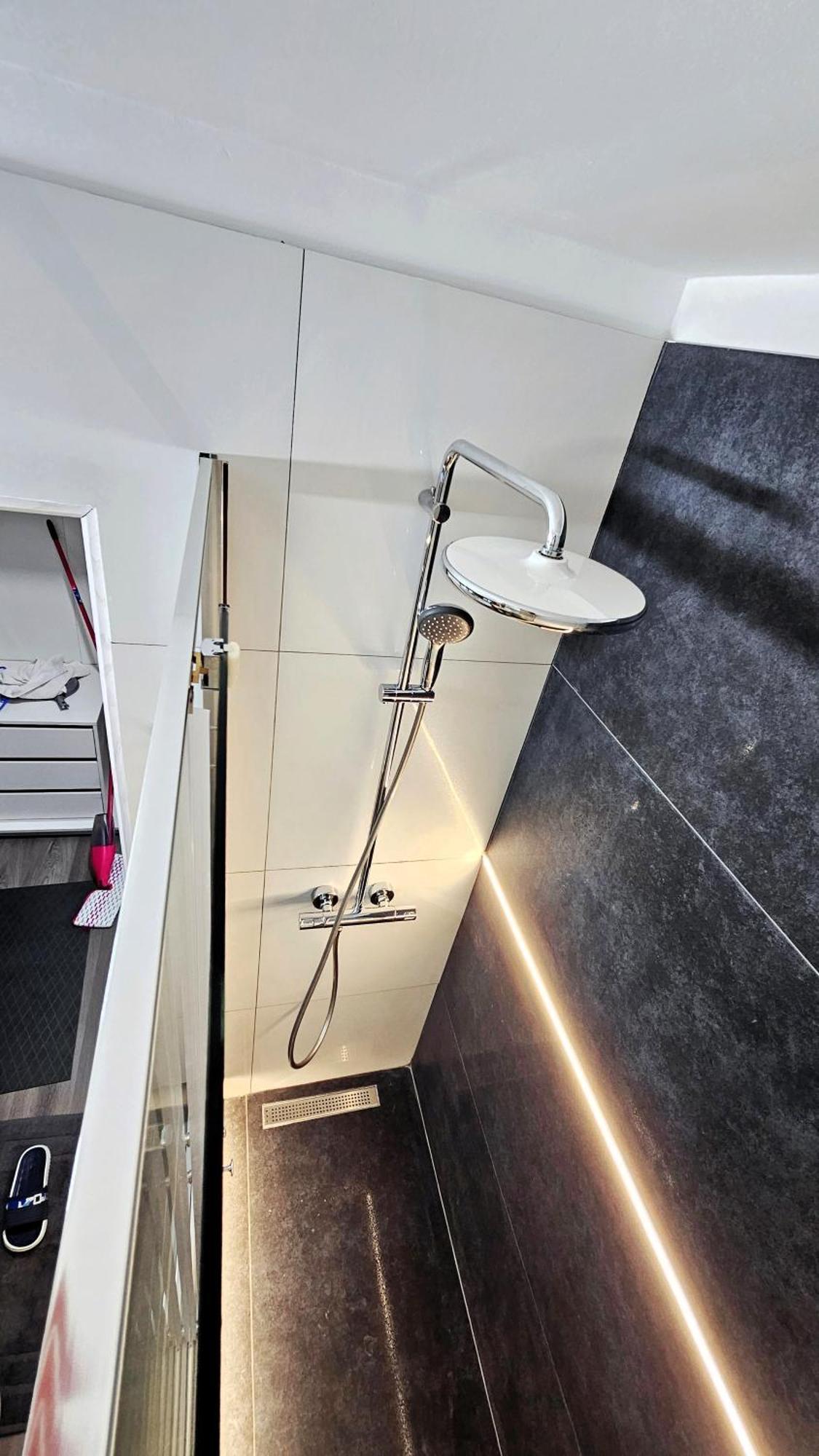 Spoil Yourself With Style, Comfort And Luxury - Tony'S Studios Luxury Piteşti Exteriér fotografie